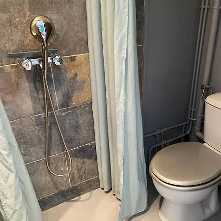 Apartment Aix-en-provence, Cosy Proche Toutes Commodites, Linges Fournis *